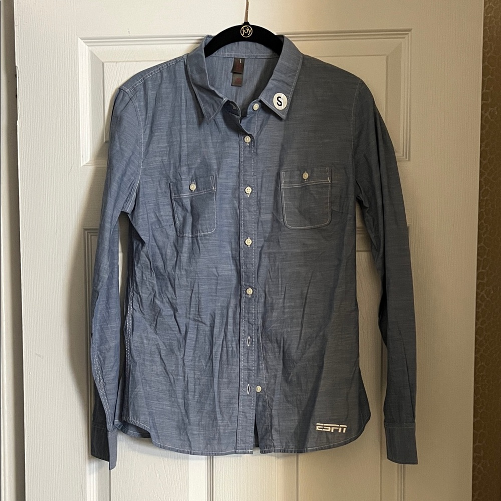 Women’s ESPN Button down shirt